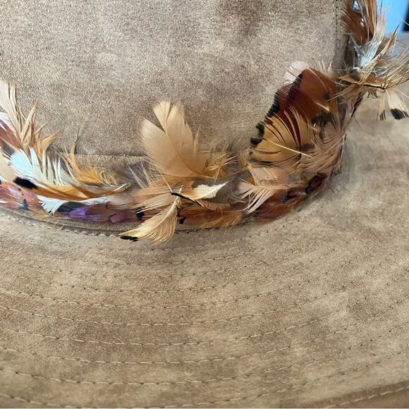 Vintage Hush Puppies Brown Suede Feather Trim Mens Hat size 7 1/4 - Picture 8 of 12